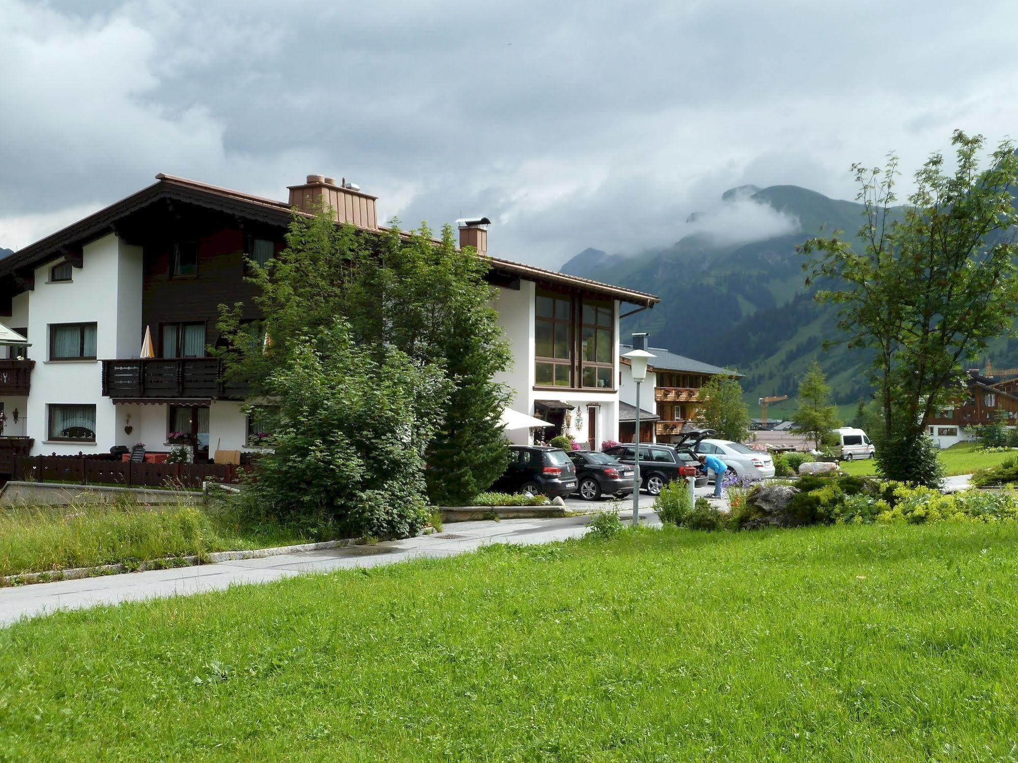 Pension Daniel Lech am Arlberg Εξωτερικό φωτογραφία